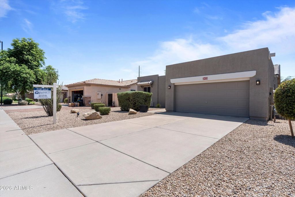 3433 E Santa Fe Lane, Gilbert
