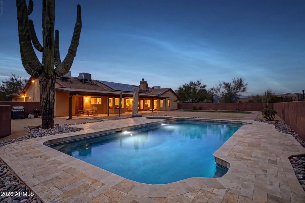 39949 N Central Avenue, Phoenix