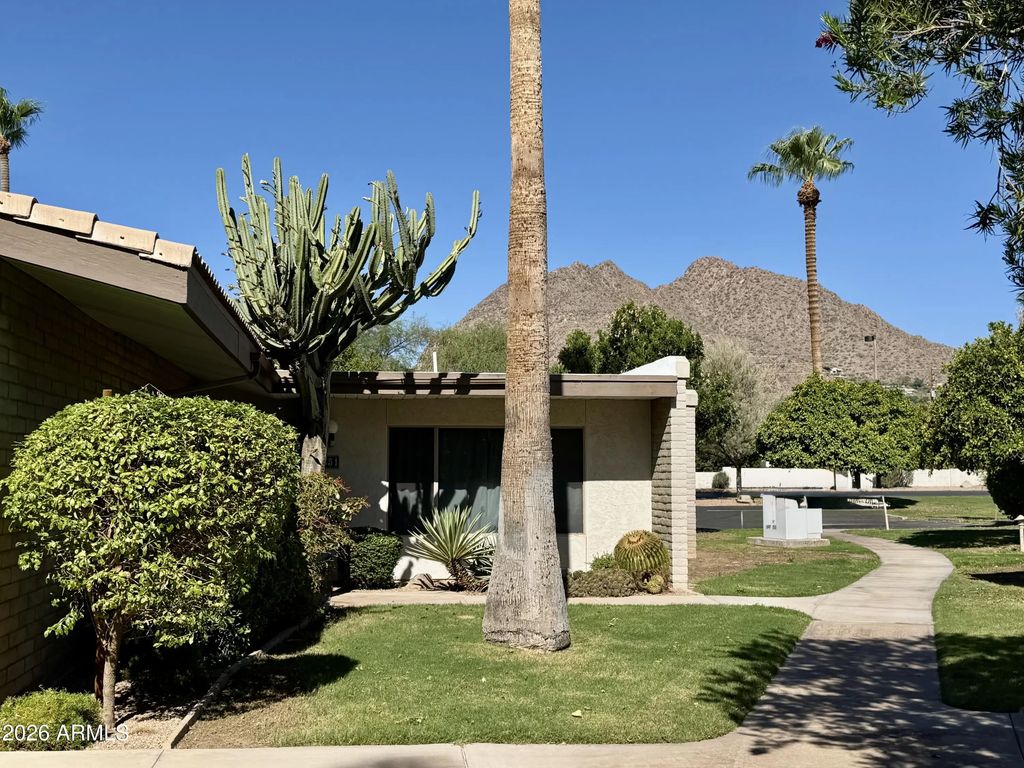 4800 N 68th Street (unit 351), Scottsdale
