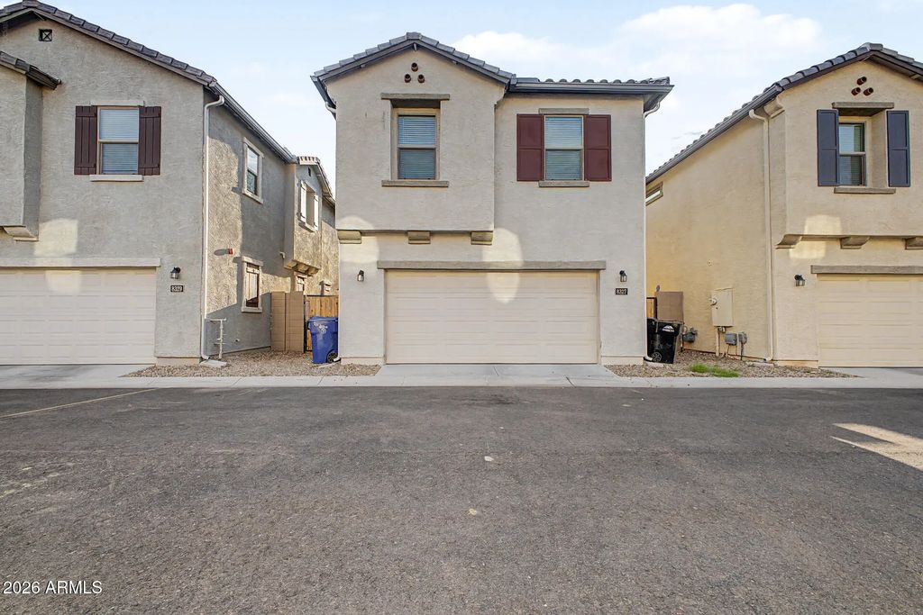 8327 E Impala Avenue, Mesa