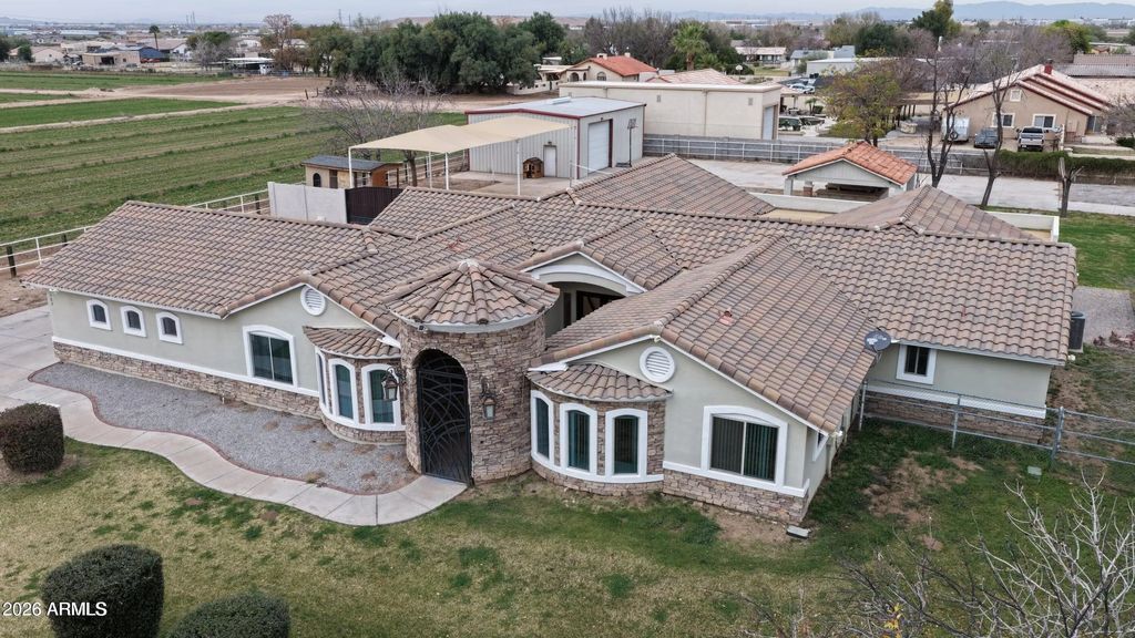 5502 N 105th Lane, Glendale