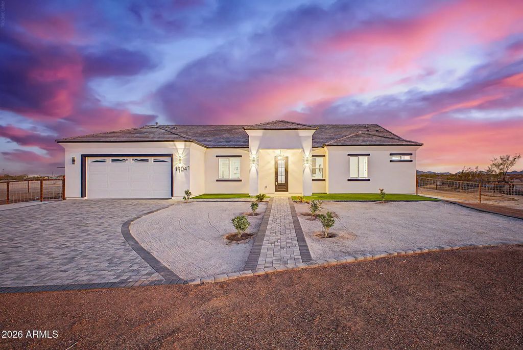 19047 W Grand Canyon Drive, Buckeye