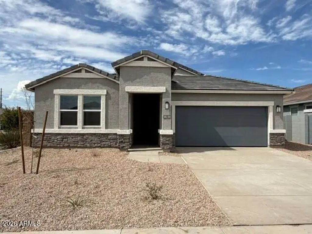 38220 W Capri Avenue, Maricopa