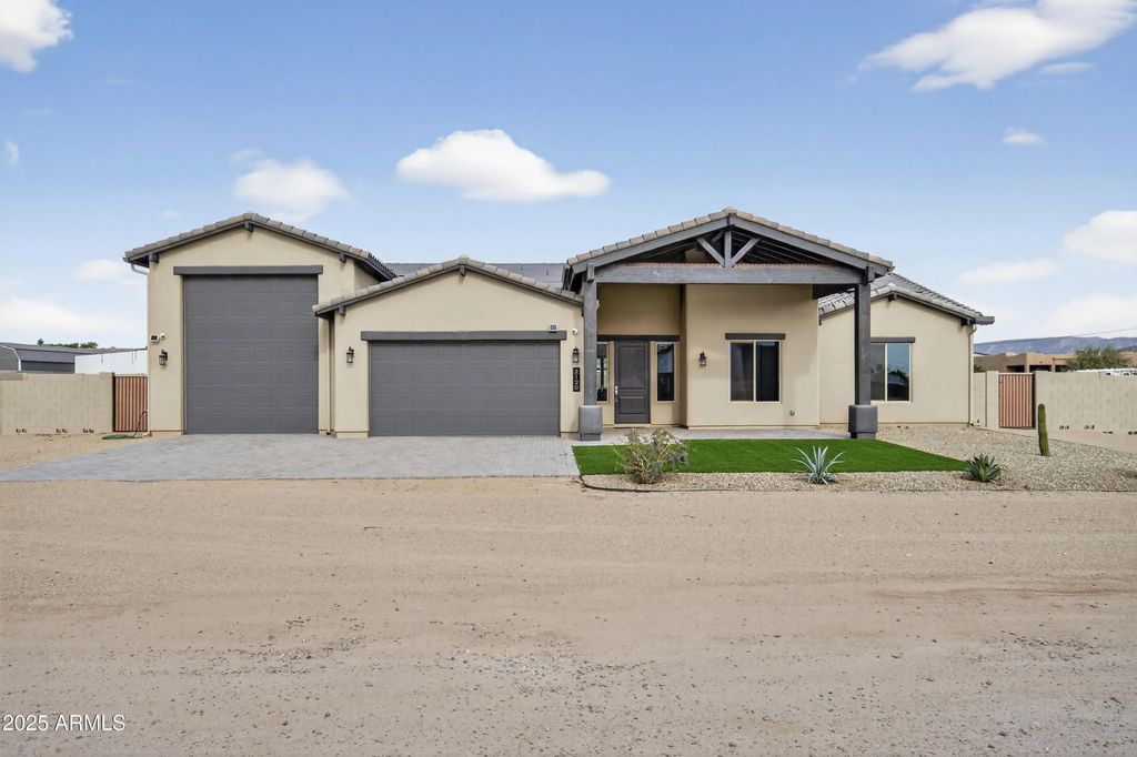 2120 W Tanya Trail, Phoenix