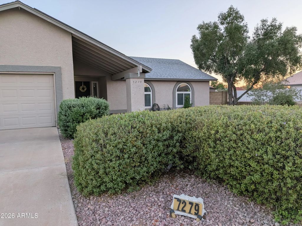 7279 W Wethersfield Road, Peoria