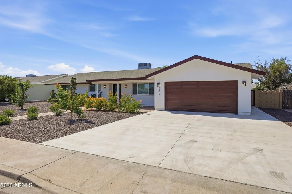 2329 E Enrose Street, Mesa