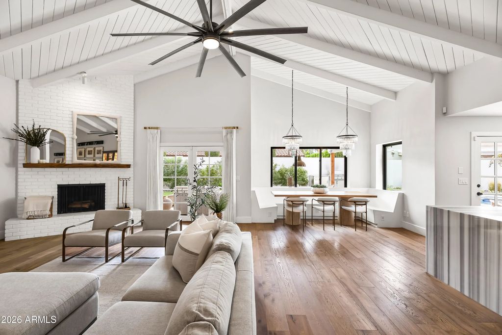 9202 N 83rd Place, Scottsdale