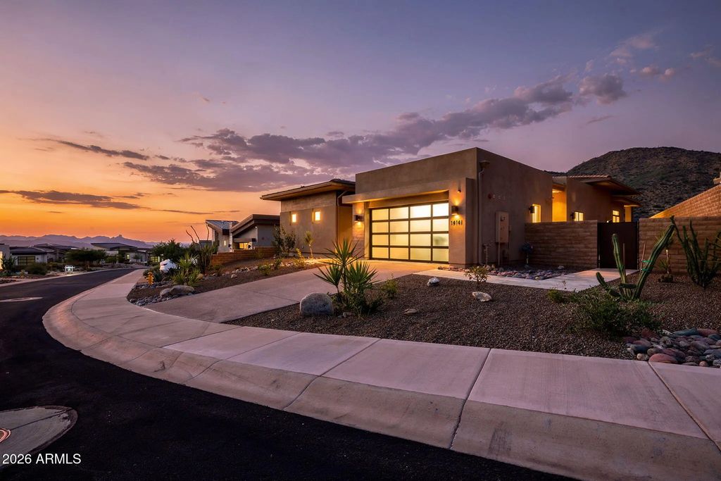 14141 E Highland Avenue, Fountain Hills