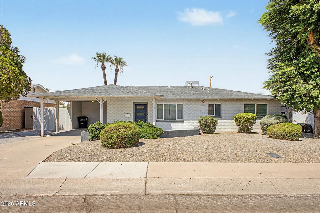 7422 E Hubbell Street, Scottsdale