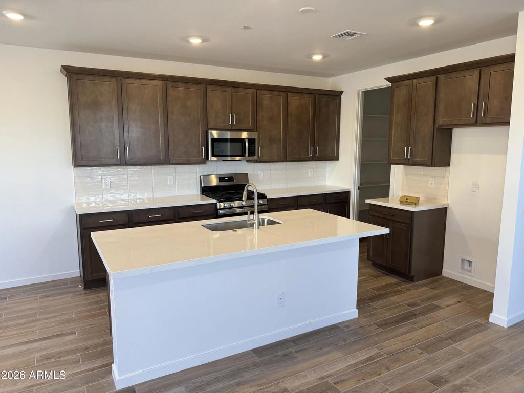 2262 S Jeffry Street, Gilbert