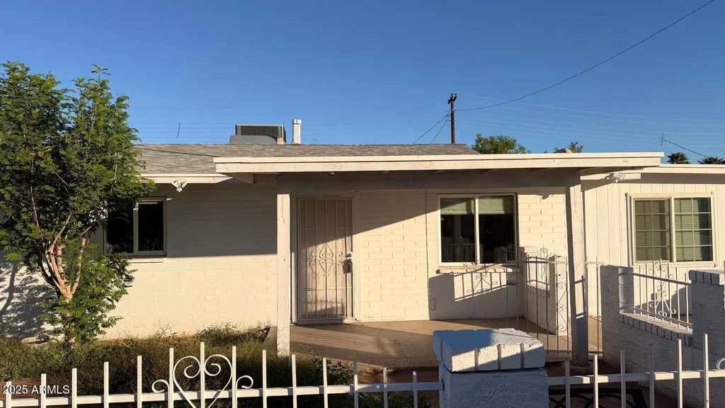 3622 W Sunland Avenue, Phoenix