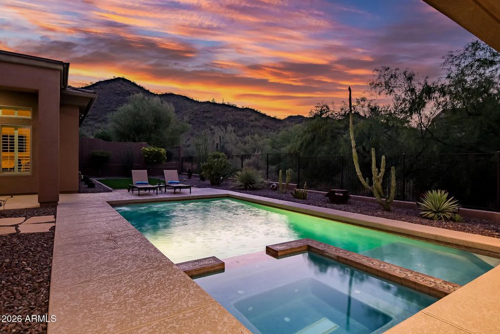 42144 N Mountain Cove Drive, Phoenix