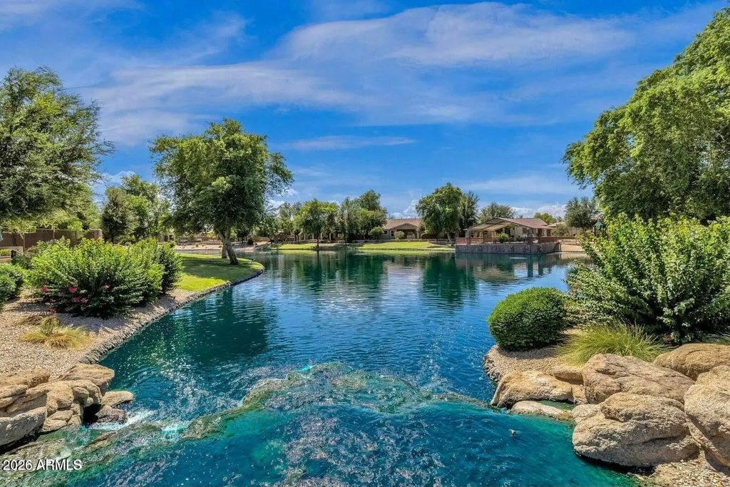 3861 E Tonto Place, Chandler