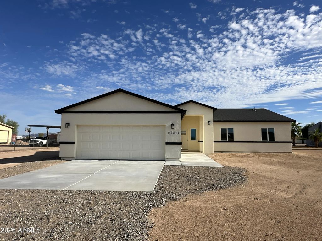 25427 W Patton Road, Wittmann