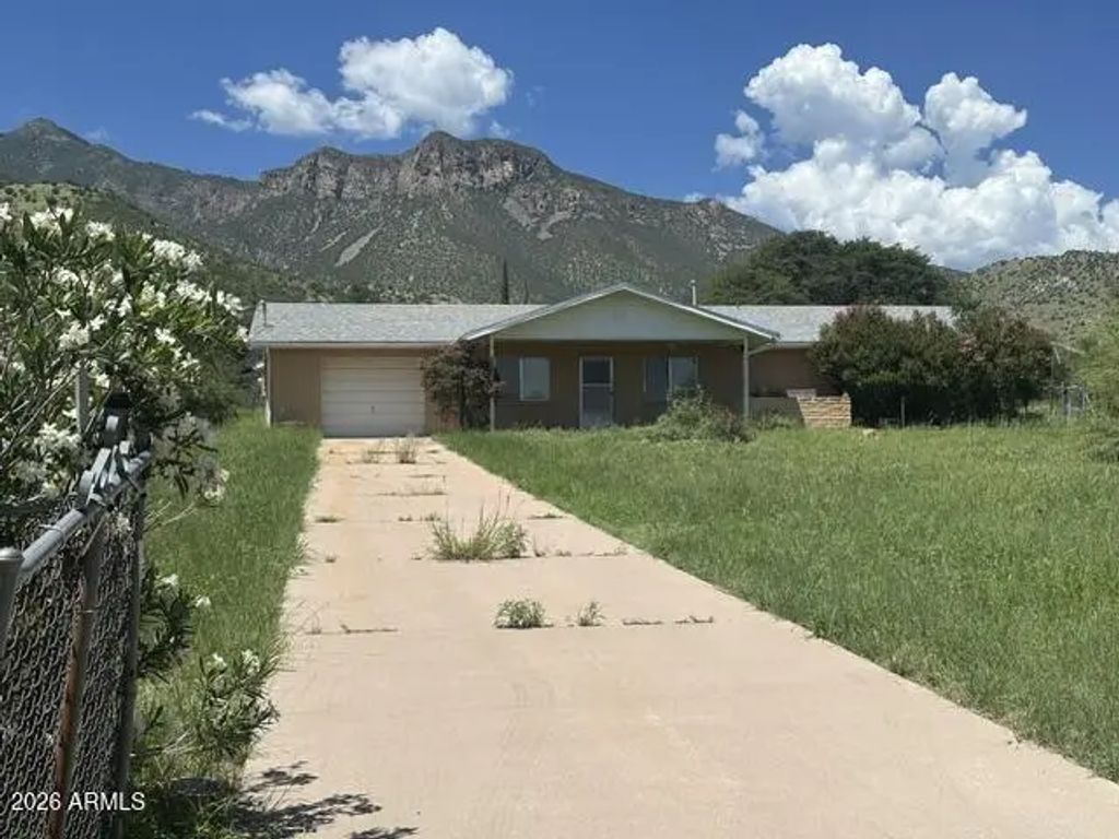 8112 S High Road, Hereford