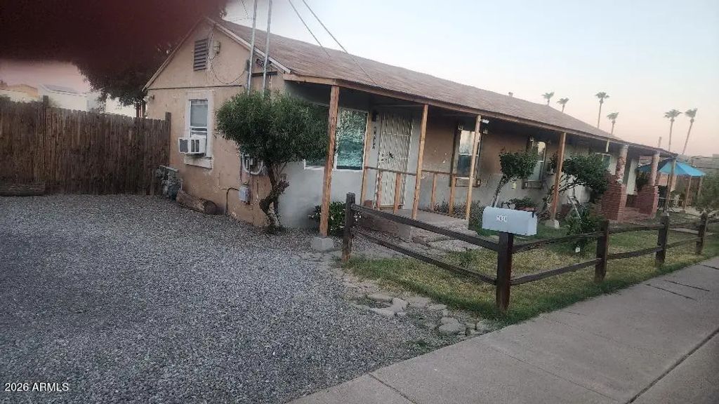 1433 S Jentilly Lane, Tempe