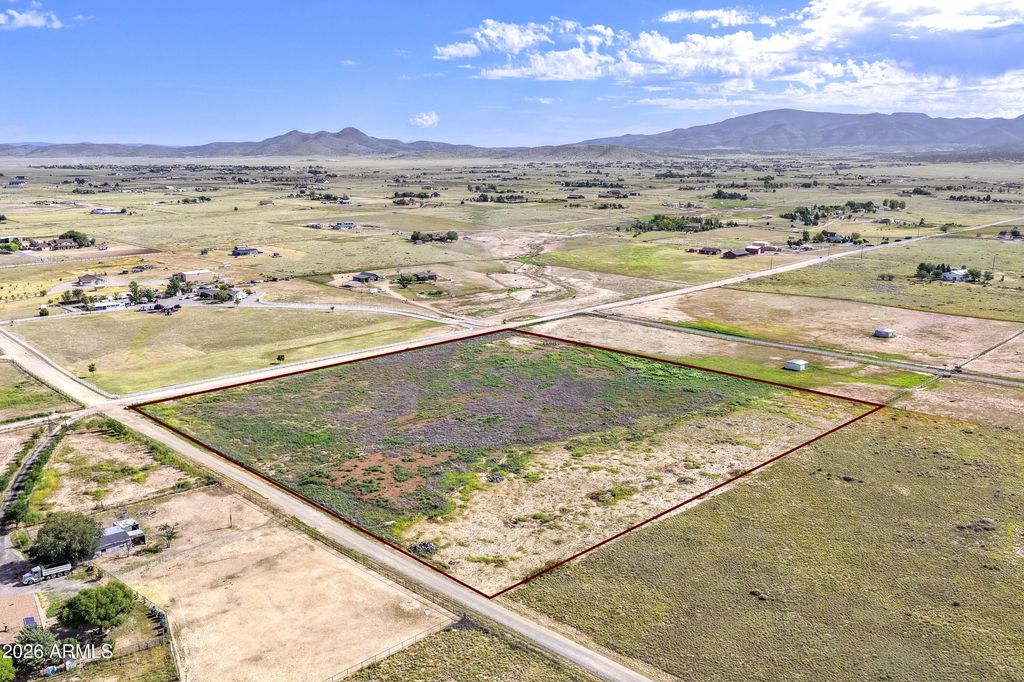 10125 N Lawrence Lane (unit -), Prescott Valley