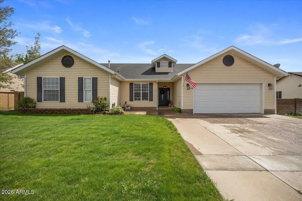 1730 N Medina Loop, Show Low