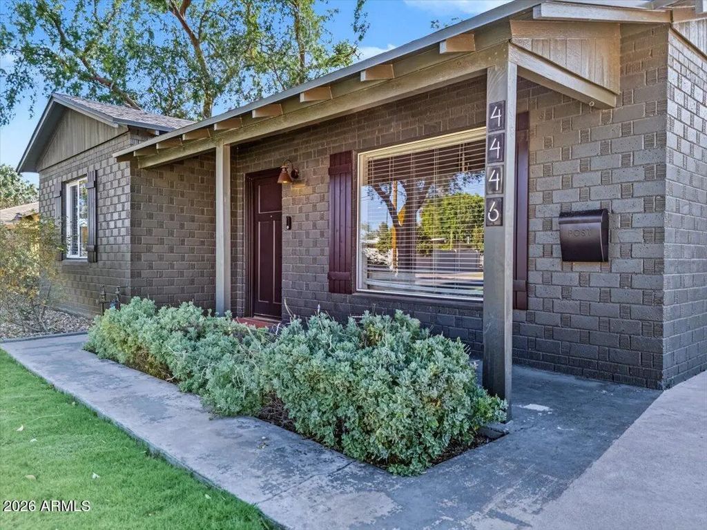 4446 N 33rd Place, Phoenix