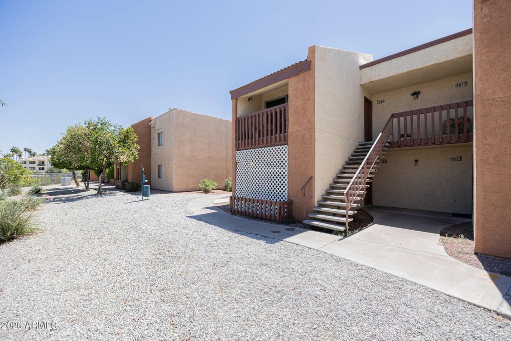 2121 W Royal Palm Road (unit 1016), Phoenix