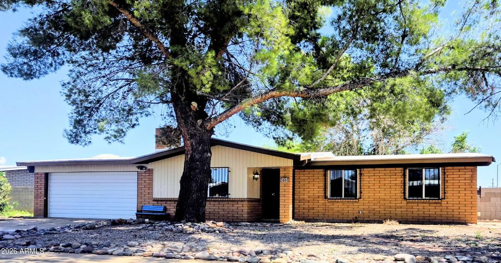 3865 Redwing Place, Sierra Vista