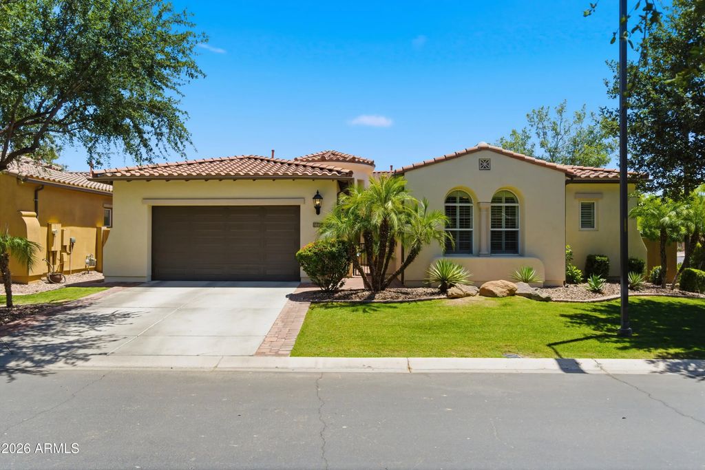 1159 W Tonto Place, Chandler
