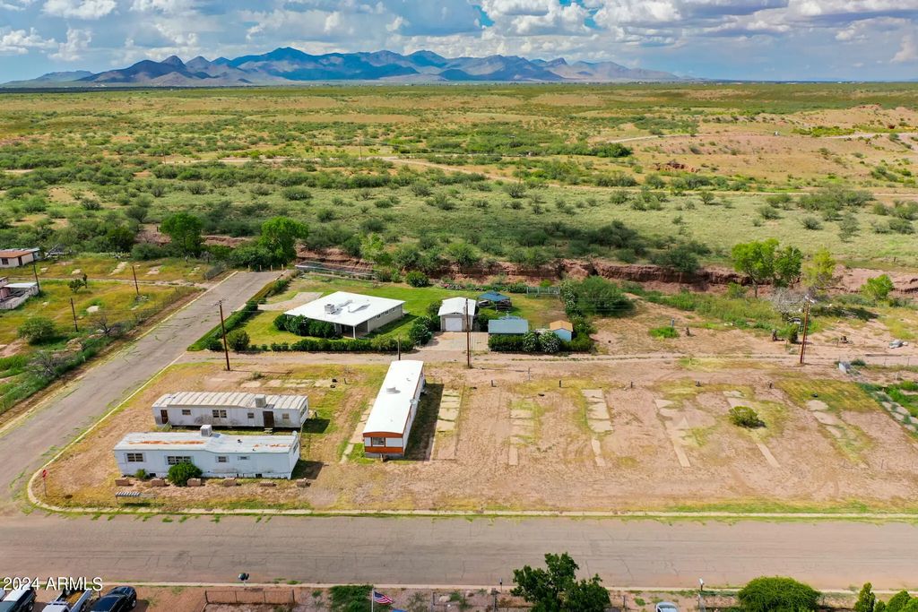 300 E Pima Street (unit 1), Huachuca City