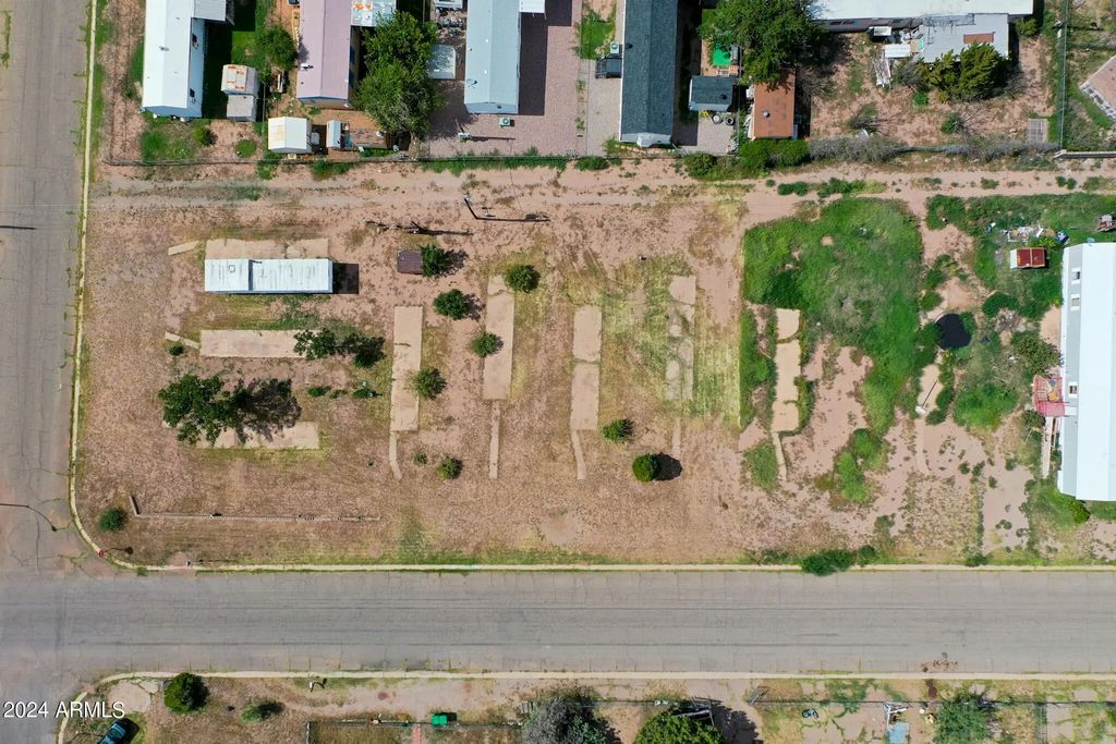 301 E Yuma Street (unit 7), Huachuca City