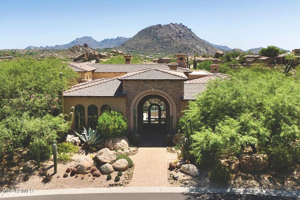 10681 E Greythorn Drive, Scottsdale