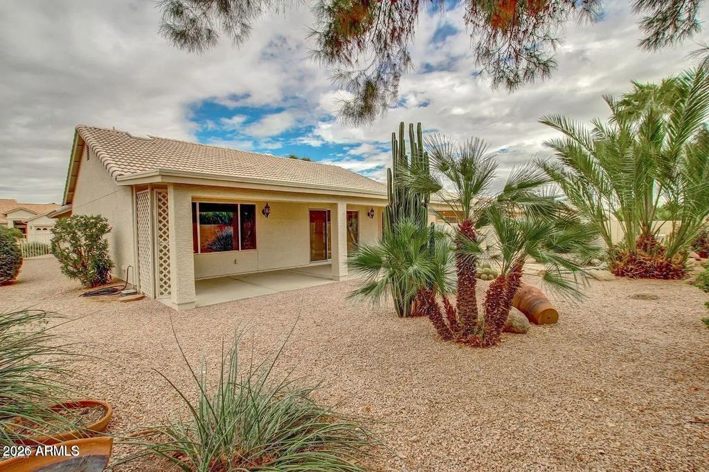 10613 E Halley Drive, Sun Lakes