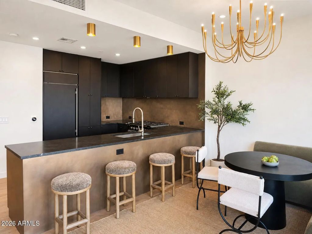 4747 N Scottsdale Road (unit 4007), Scottsdale