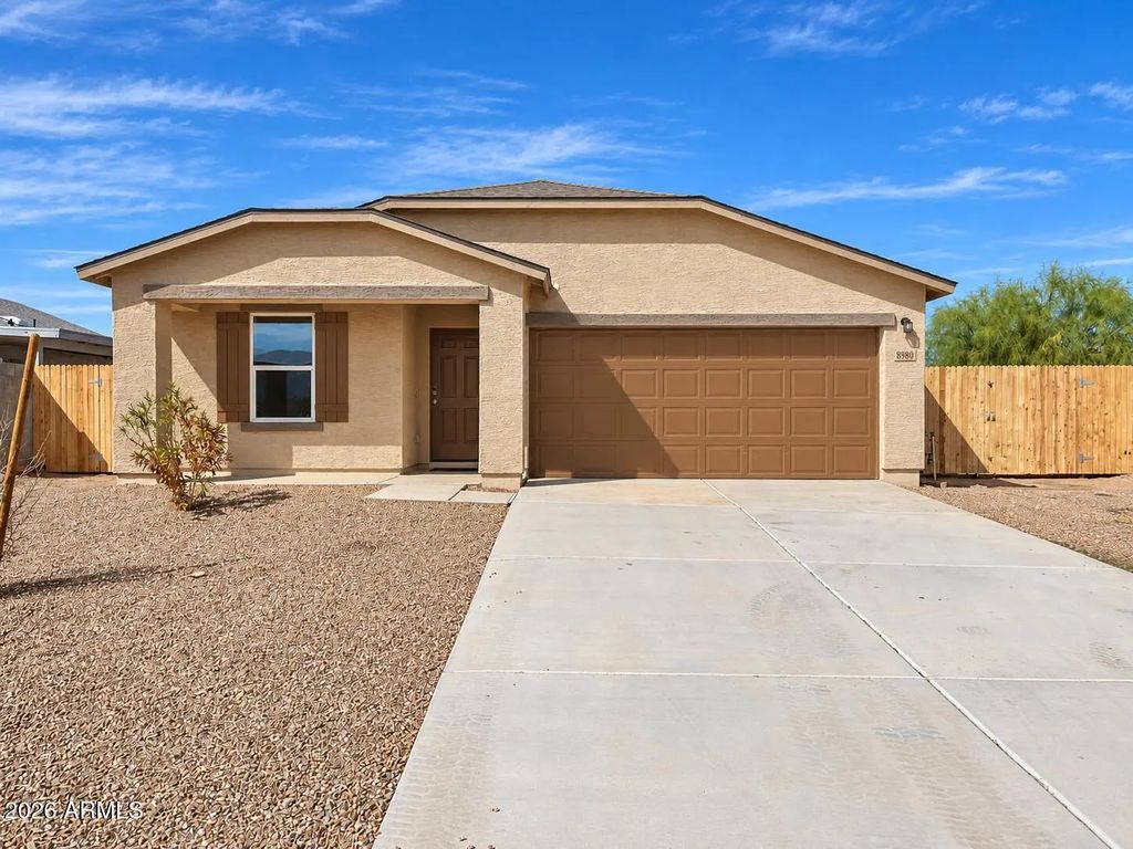 8980 W Raven Drive, Arizona City