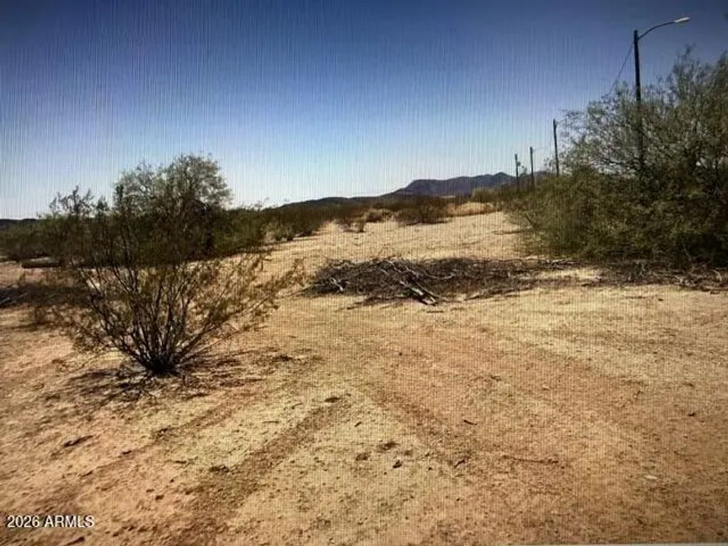 13xx S 373rd Avenue (unit H), Tonopah