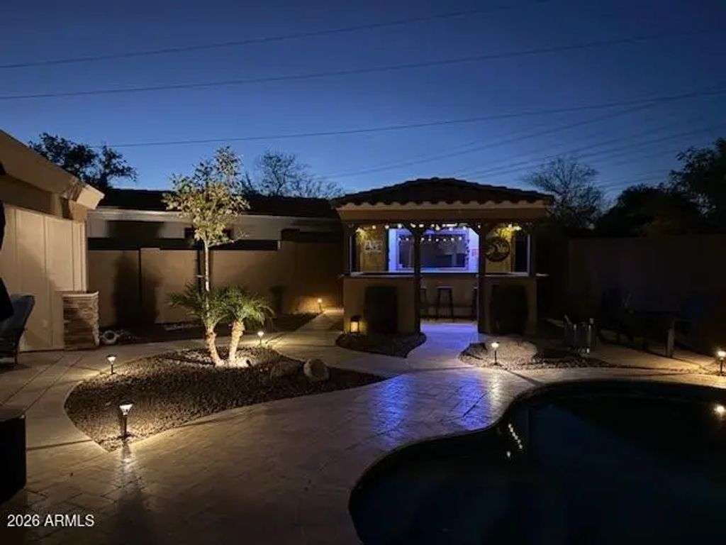 2836 E Jj Ranch Road, Phoenix