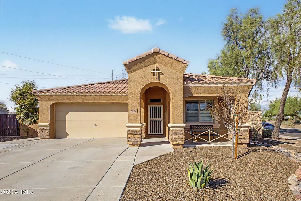 2836 E Jj Ranch Road, Phoenix