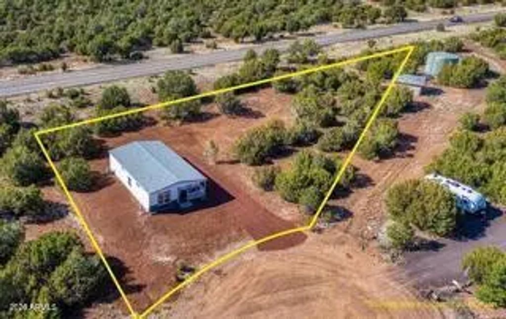 47 County Rd 3205, Vernon