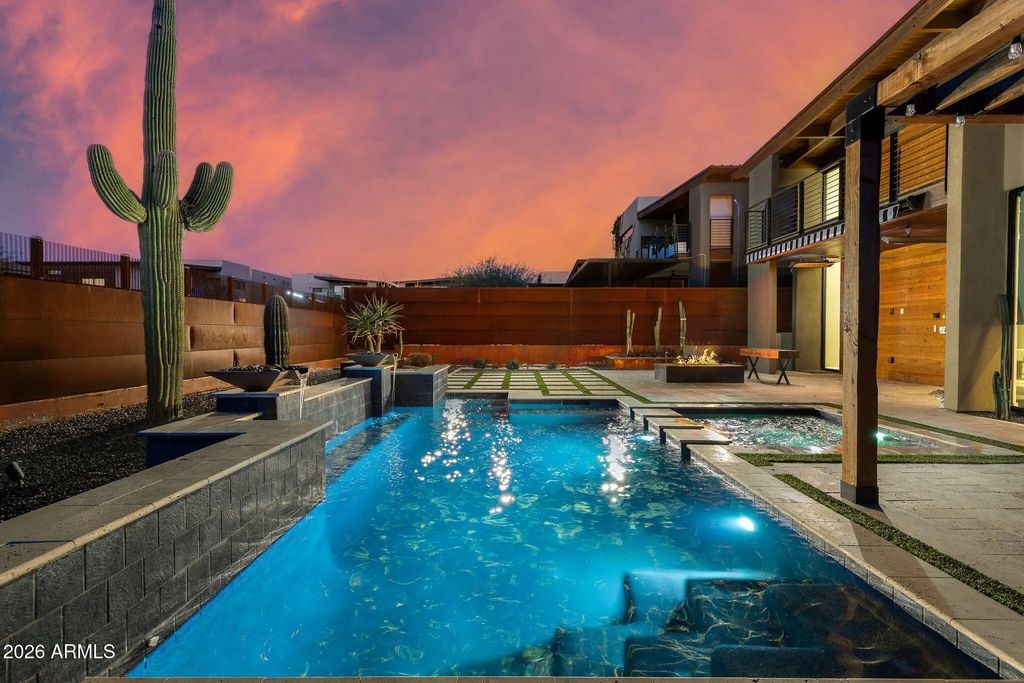 6525 E Cave Creek Road (unit 27), Cave Creek