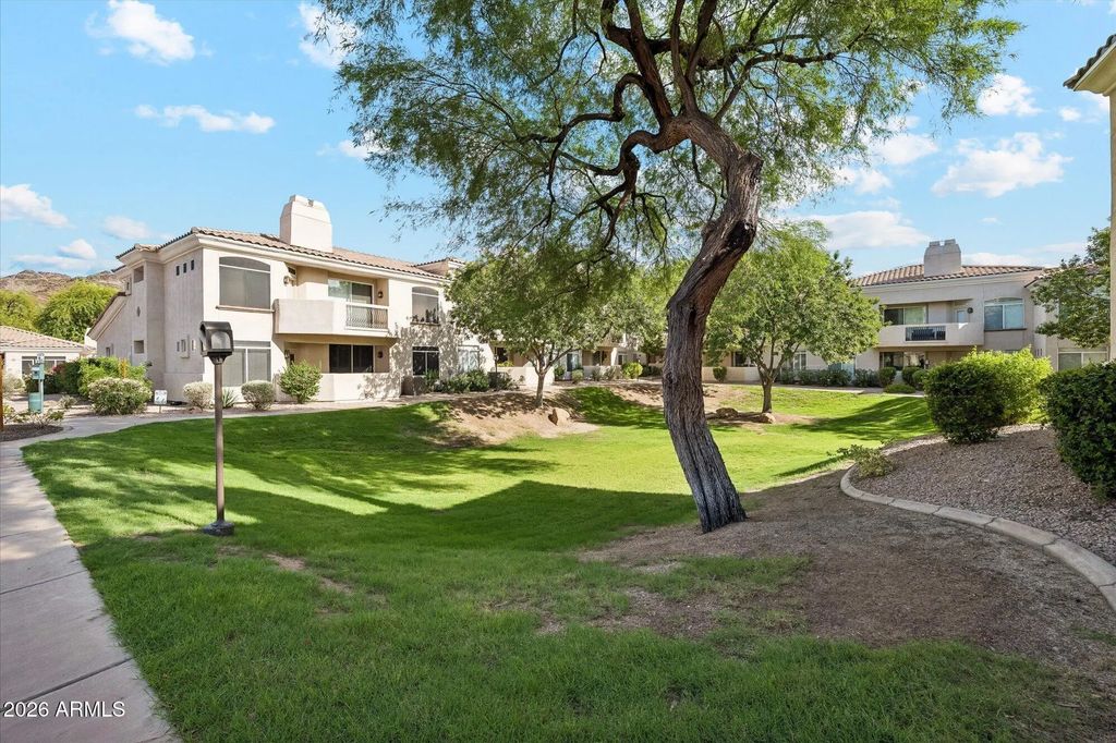 1747 E Northern Avenue (unit 216), Phoenix