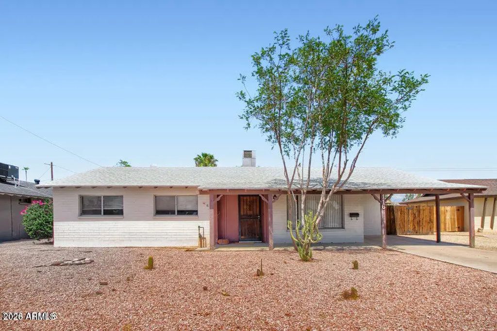 116 E Manhatton Drive, Tempe