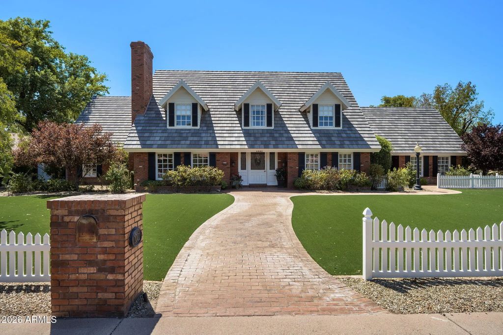 1001 E Caroline Lane, Tempe
