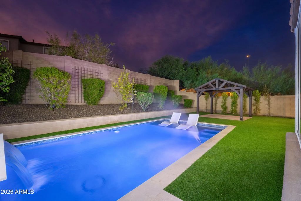 1528 W Red Bird Road, Phoenix