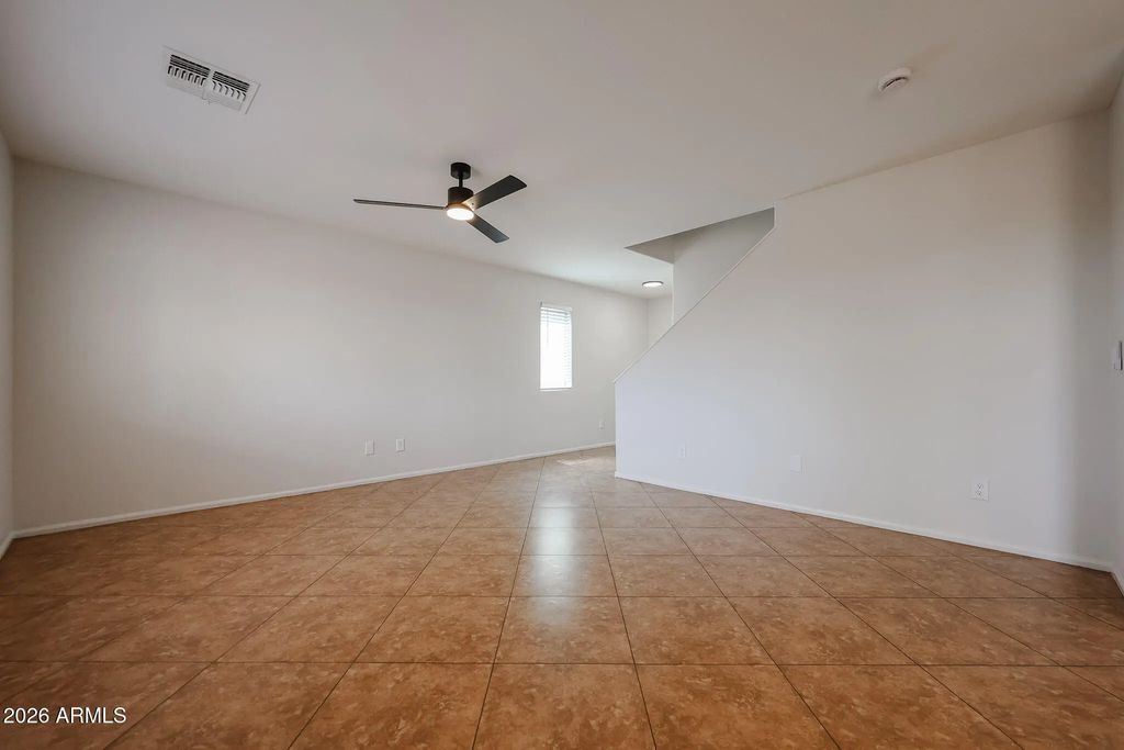 22557 N Davis Way, Maricopa
