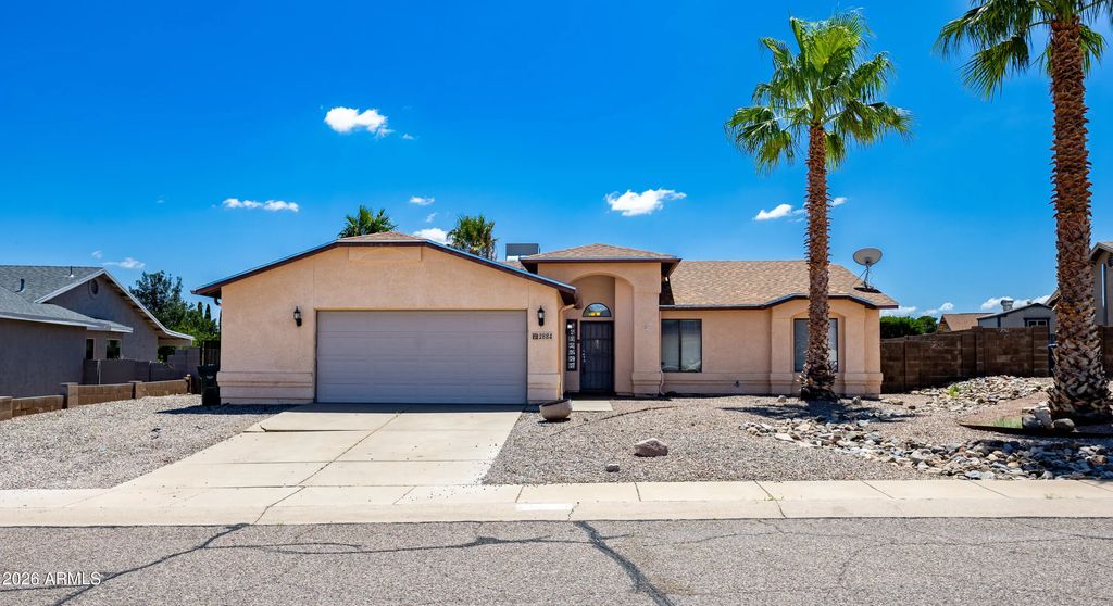 2884 S Sun Crest Drive, Sierra Vista
