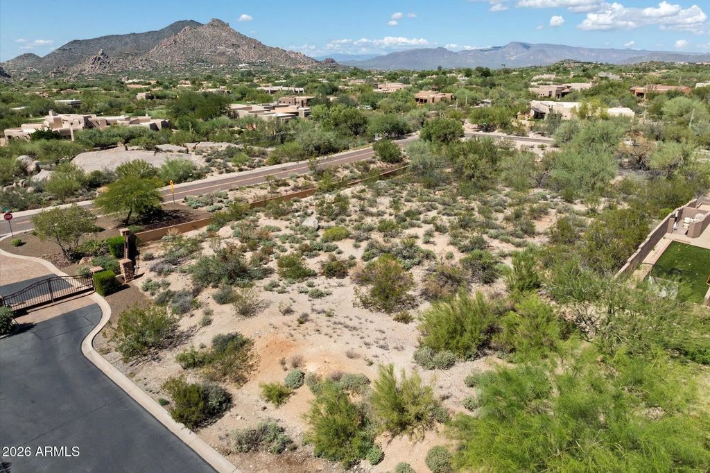 8030 E Sunflower Court (unit 1), Scottsdale