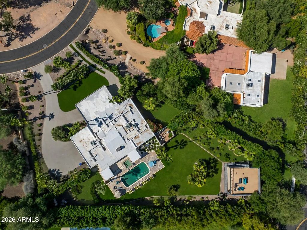 6735 E Solano Drive, Paradise Valley