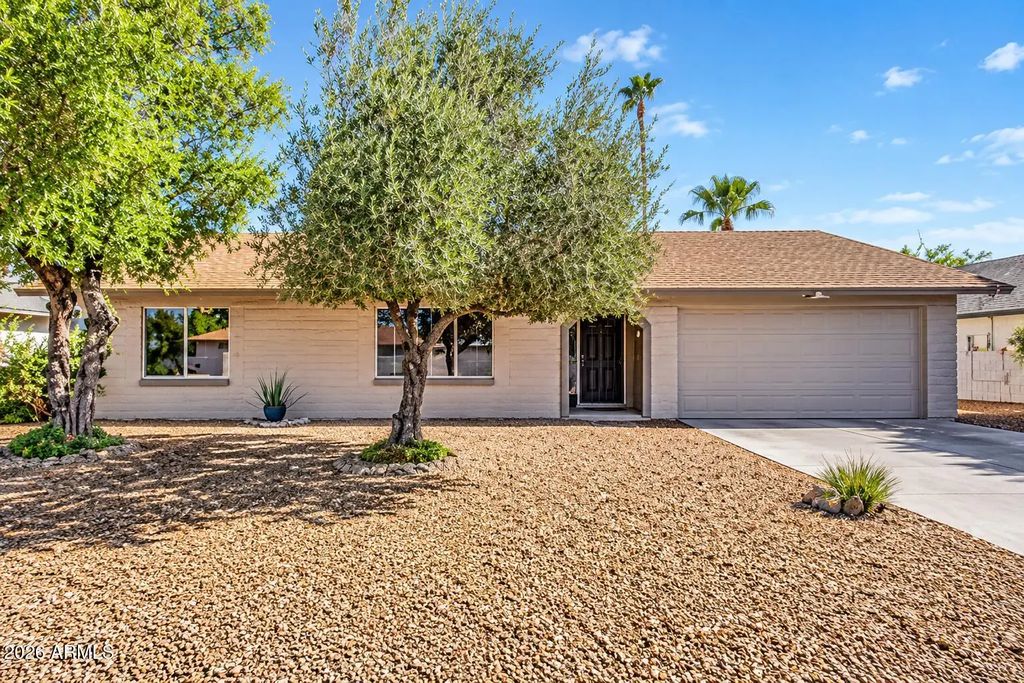 1243 W Los Lagos Vista Avenue, Mesa