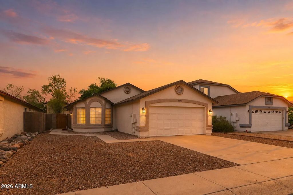 15033 W Heritage Oak Way, Surprise