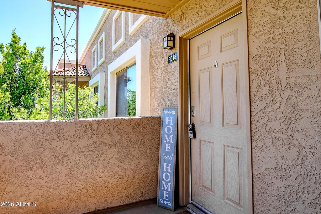 303 N Miller Road (unit 2018), Scottsdale