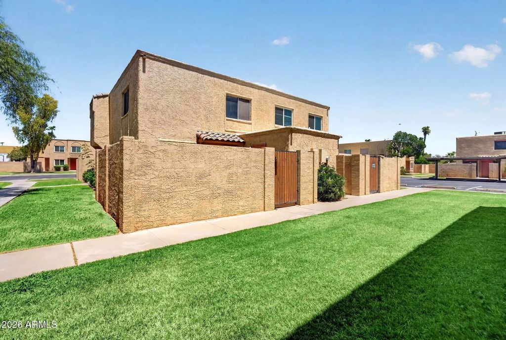948 S Alma School Road (unit 154), Mesa