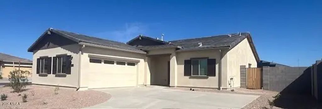 674 W Red Hawk Court, Casa Grande